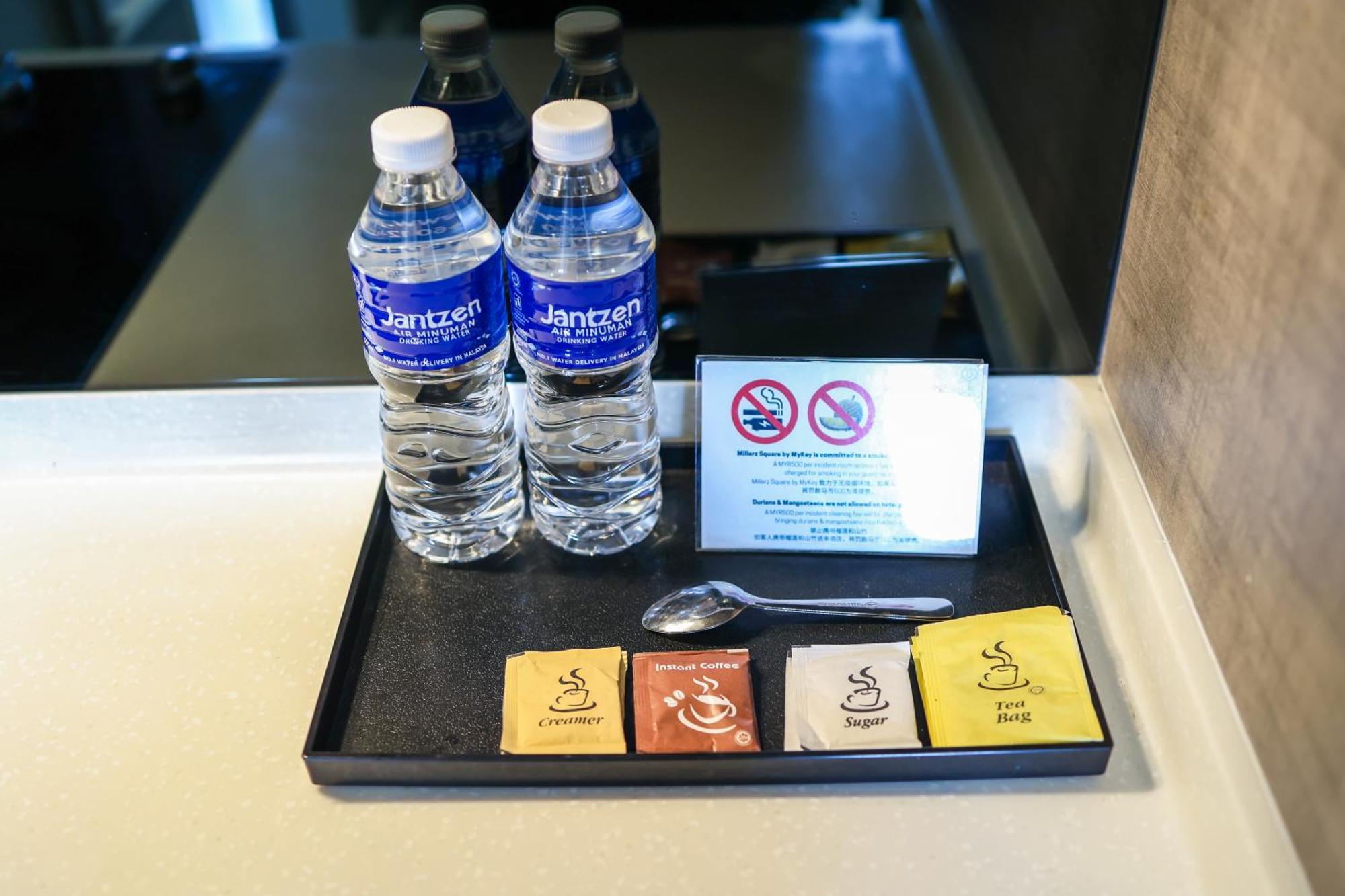 Millerz Square By Mykey Leilighet Kuala Lumpur Eksteriør bilde Bottled water and tea bags in a hotel room