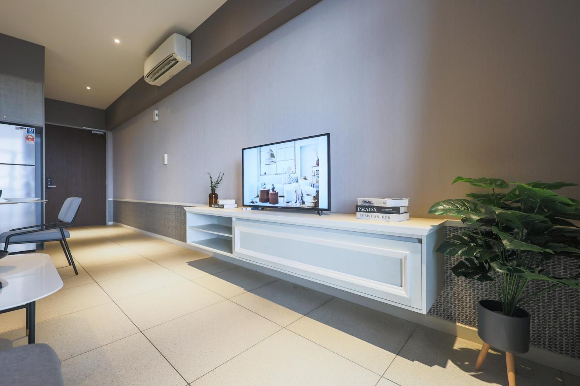 Millerz Square By Mykey Leilighet Kuala Lumpur Eksteriør bilde The interior of the office