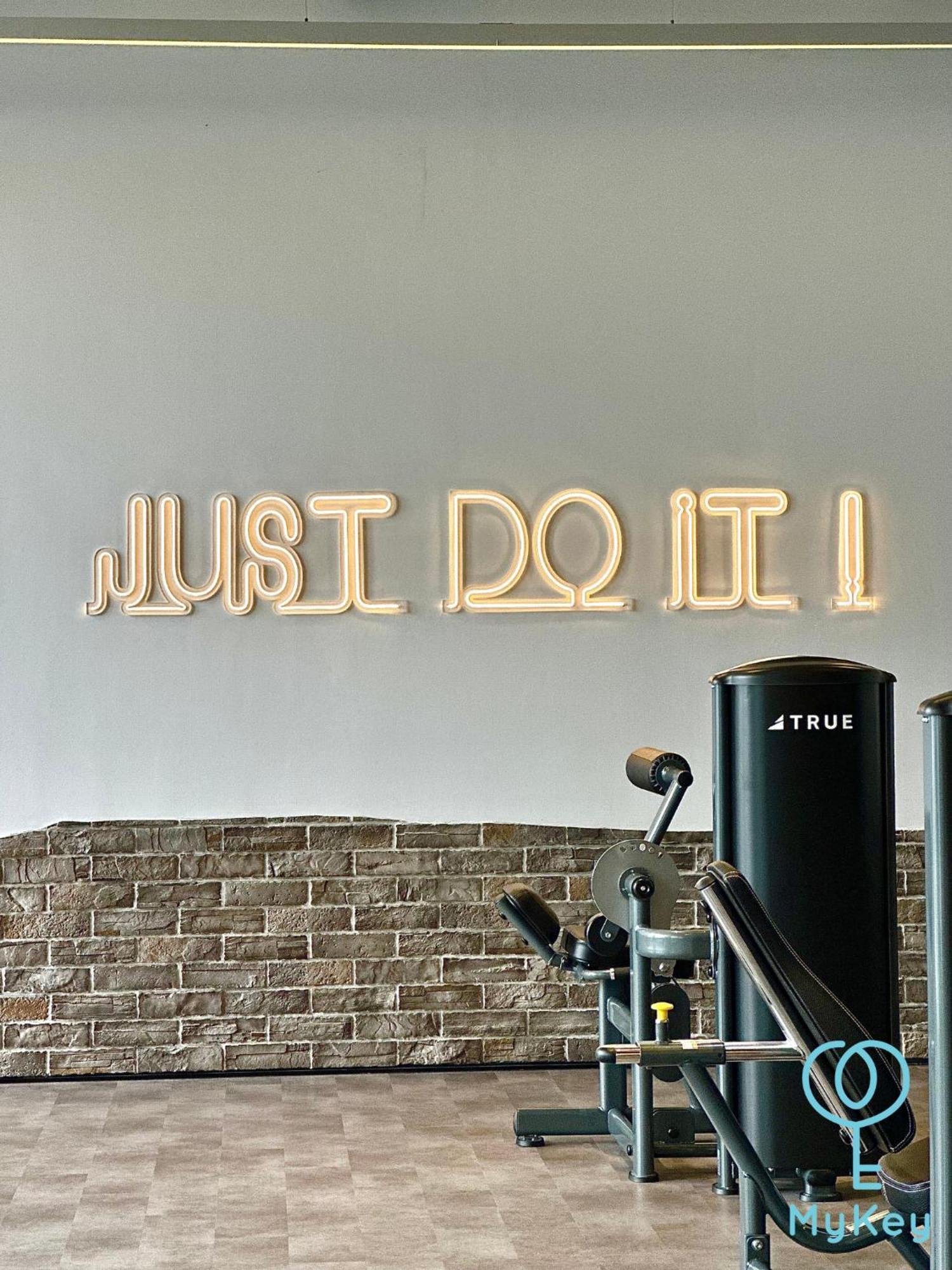 Millerz Square By Mykey Leilighet Kuala Lumpur Eksteriør bilde Just Do It!